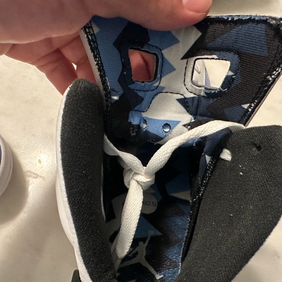 Jordan 6 Retro Mid UNC Home size 8 GOAT CERTIFIED - Picture 10 of 14